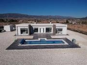 Casa chalet en Venta en El Pinós / Pinoso