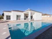 Casa chalet en Venta en El Pinós / Pinoso