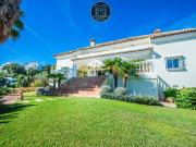 Casa chalet en Venta en Elviria