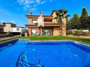 Casa chalet en Venta en Fenals Casa chalet en Venta en Fenals