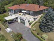 Casa chalet en Venta en Garai