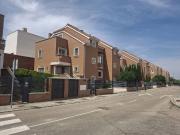 Casa chalet en Venta en Girón