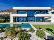 Casa chalet en Venta en Golf Bahía