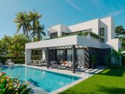 Casa chalet en Venta en Golf Bahía