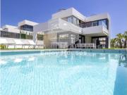 Casa chalet en Venta en Golf Bahía