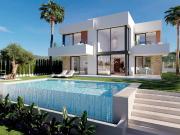 Casa chalet en Venta en Golf Bahía