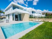 Casa chalet en Venta en Golf Bahía