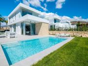 Casa chalet en Venta en Golf Bahía