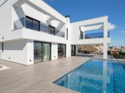 Casa chalet en Venta en Golf Bahía