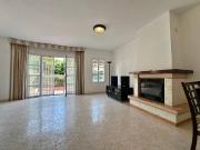 Casa chalet en Venta en Hispanidad Vivar Téllez