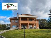 Casa chalet en Venta en Hoyo de Manzanares