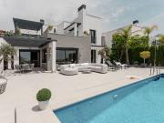 Casa chalet en Venta en La Concha Resina Golf