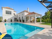 Casa chalet en Venta en La Dama de Noche La Alzambra