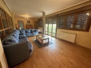 Casa chalet en Venta en Lardero