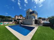 Casa chalet en Venta en Lloret Verd Els Pinars