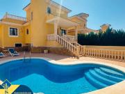 Casa chalet en Venta en Los Almendros Casa chalet en Venta en Los Almendros
