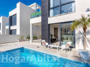 Casa chalet en Venta en Los Balcones y los Altos