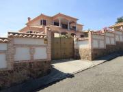 Casa chalet en Venta en Los Cigarrales La Bastida
