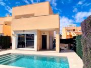 Casa chalet en Venta en Los Urrutias