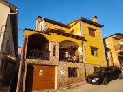 Casa chalet en Venta en Madrigal de la Vera