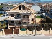 Casa chalet en Venta en Maracena