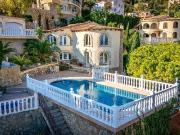 Casa chalet en Venta en Maryvilla