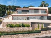 Casa chalet en Venta en Maryvilla