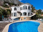 Casa chalet en Venta en Maryvilla Casa chalet en Venta en Maryvilla