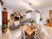 Casa chalet en Venta en Mediona