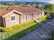 Casa chalet en Venta en Molledo