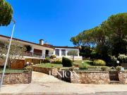 Casa chalet en Venta en Mont ras
