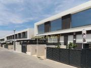 Casa chalet en Venta en Monte y Mar