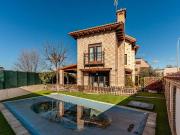 Casa chalet en Venta en Montecarmelo