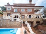 Casa chalet en Venta en Montornés Las Palmas El Refugio
