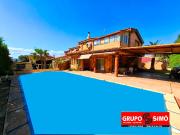 Casa chalet en Venta en Montserrat