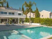 Casa chalet en Venta en Nagüeles Alto