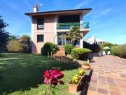 Casa chalet en Venta en Nigrán centro