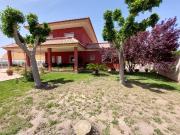 Casa chalet en Venta en Noroeste