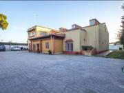 Casa chalet en Venta en Núcleo urbano