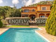 Casa chalet en Venta en Nucli Urbà