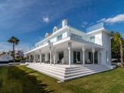 Casa chalet en Venta en Nueva Andalucía centro