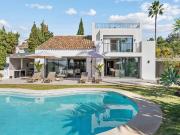 Casa chalet en Venta en Nueva Andalucía centro
