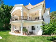 Casa chalet en Venta en Nueva Andalucía centro