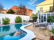 Casa chalet en Venta en Nuevo Bulevar