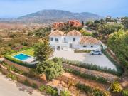Casa chalet en Venta en Ojén