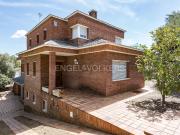 Casa chalet en Venta en Pallejà
