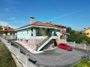 Casa chalet en Venta en Parroquias Norte