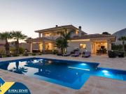 Casa chalet en Venta en PAU 5