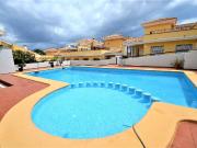 Casa chalet en Venta en Pueblo Urbanizaciones