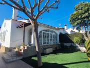 Casa chalet en Venta en Pueblo Urbanizaciones